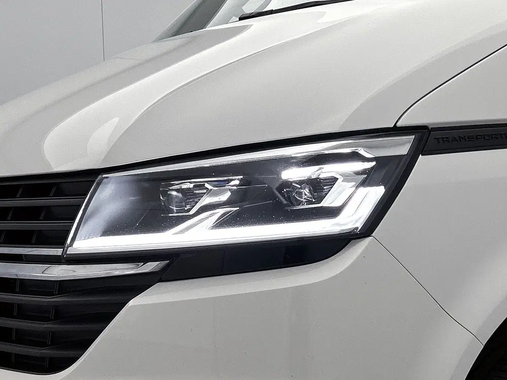 Volkswagen Transporter 2.0 TDI L1H1 150 PK Automaat uit 2023, foto 15