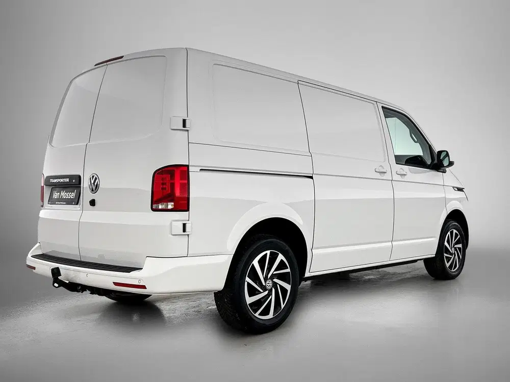 Volkswagen Transporter 2.0 TDI L1H1 150 PK Automaat uit 2023, foto 3