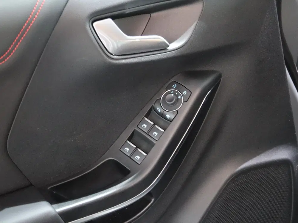 Ford Puma 1.0 EcoBoost Hybrid ST-Line X uit 2024, foto 12