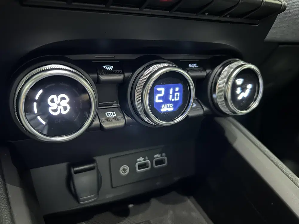 Mitsubishi Colt 1.6 HEV Intense uit 2026, foto 13