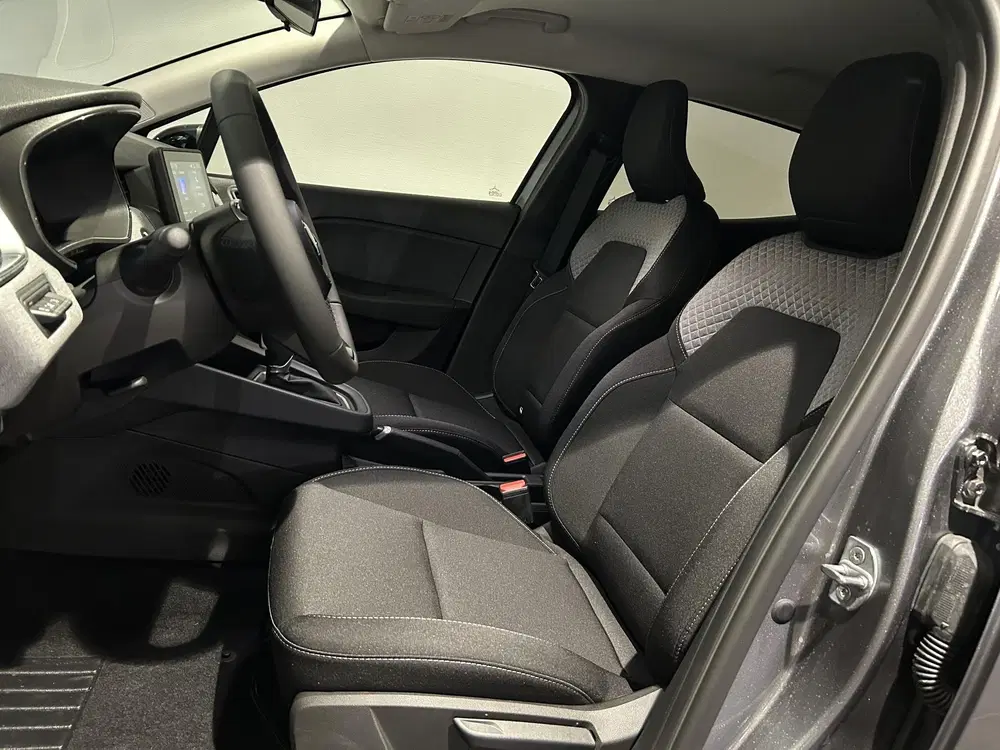 Mitsubishi Colt 1.6 HEV Intense uit 2026, foto 7