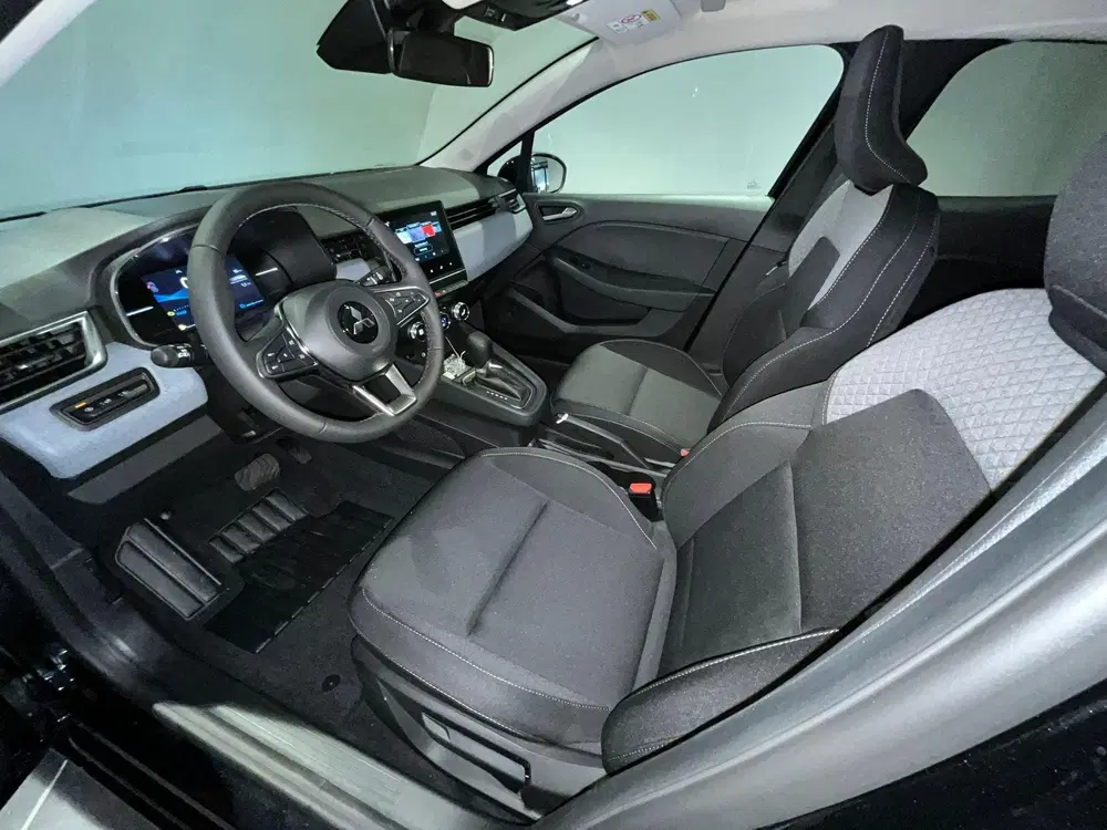 Mitsubishi Colt 1.6 HEV Intense uit 2026, foto 19