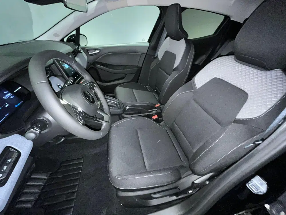 Mitsubishi Colt 1.6 HEV Intense uit 2026, foto 7