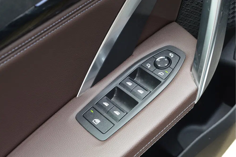 BMW X1 sDrive18i uit 2022, foto 13