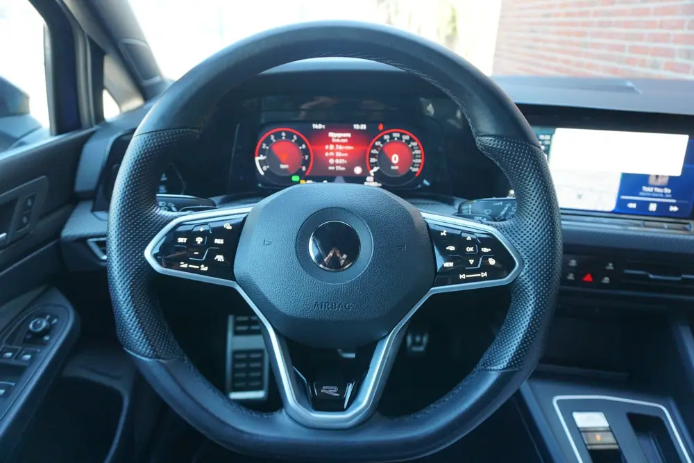 Volkswagen Golf 1.5 eTSI DSG R-Line Camera | ECC | Stoelverw uit 2022, foto 10