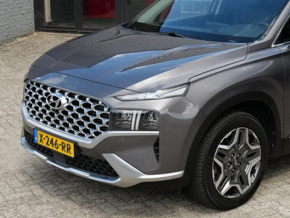 Hyundai SANTA FE HEV PREMIUM uit 2024, foto 15