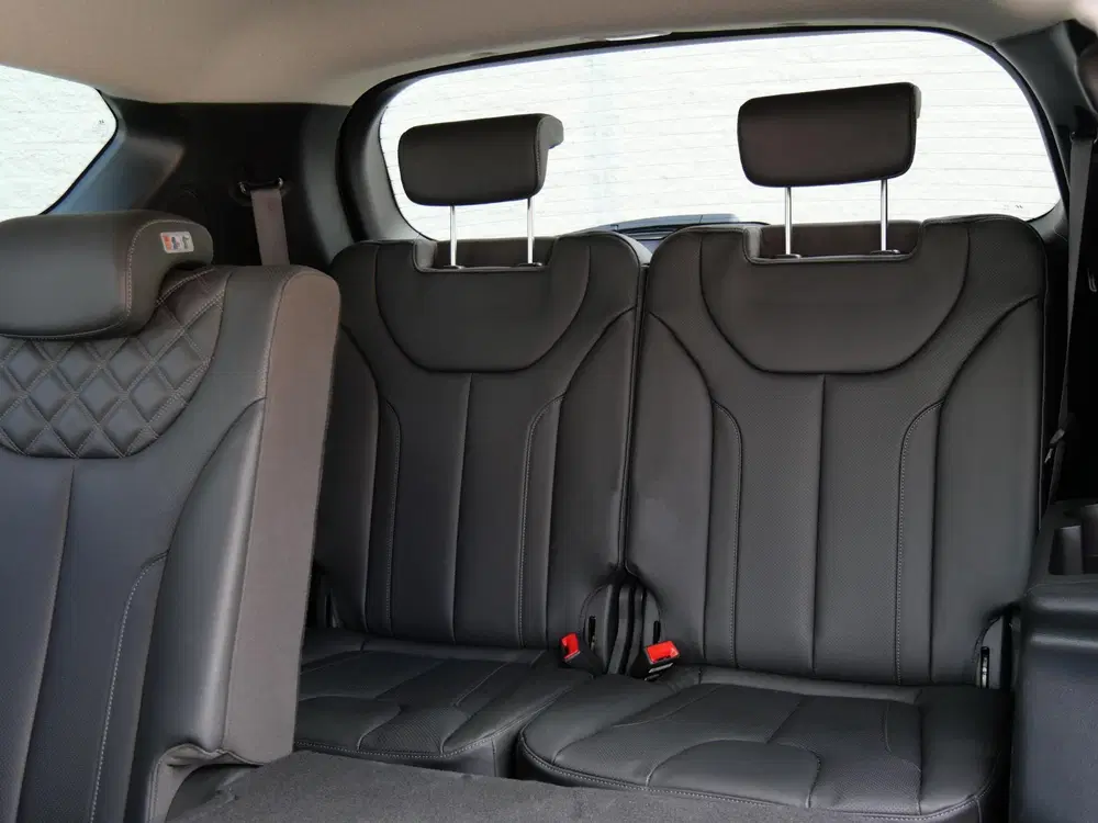 Hyundai SANTA FE HEV PREMIUM uit 2024, foto 7