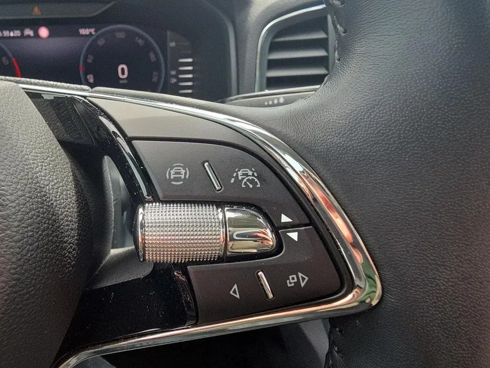 Skoda Karoq 1.5 TSI ACT Ambition uit 2023, foto 18