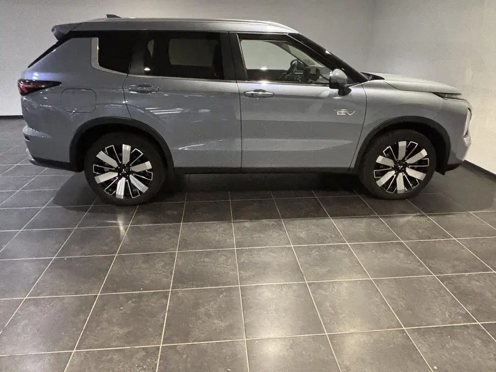 Mitsubishi Outlander 2.4 PHEV Business Edition uit 2025, foto 9