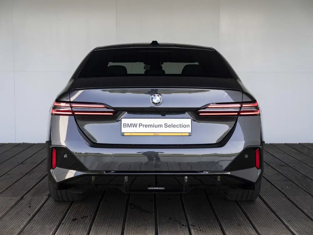 BMW i5 Sedan eDrive40 uit 2026, foto 8