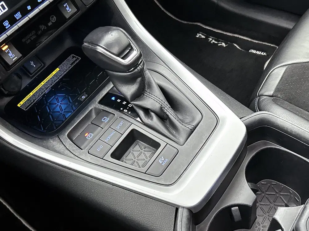 Toyota RAV 4 2.5 Hybrid Bi-Tone Panoramisch glazen dak uit 2020, foto 13