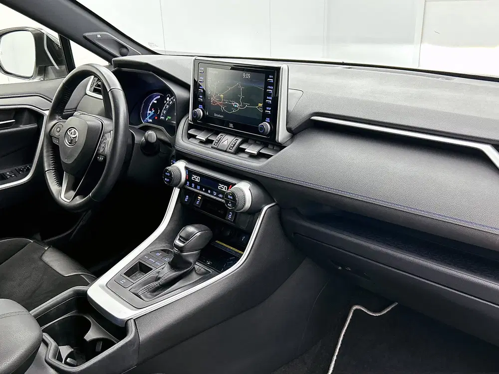 Toyota RAV 4 2.5 Hybrid Bi-Tone Panoramisch glazen dak uit 2020, foto 8