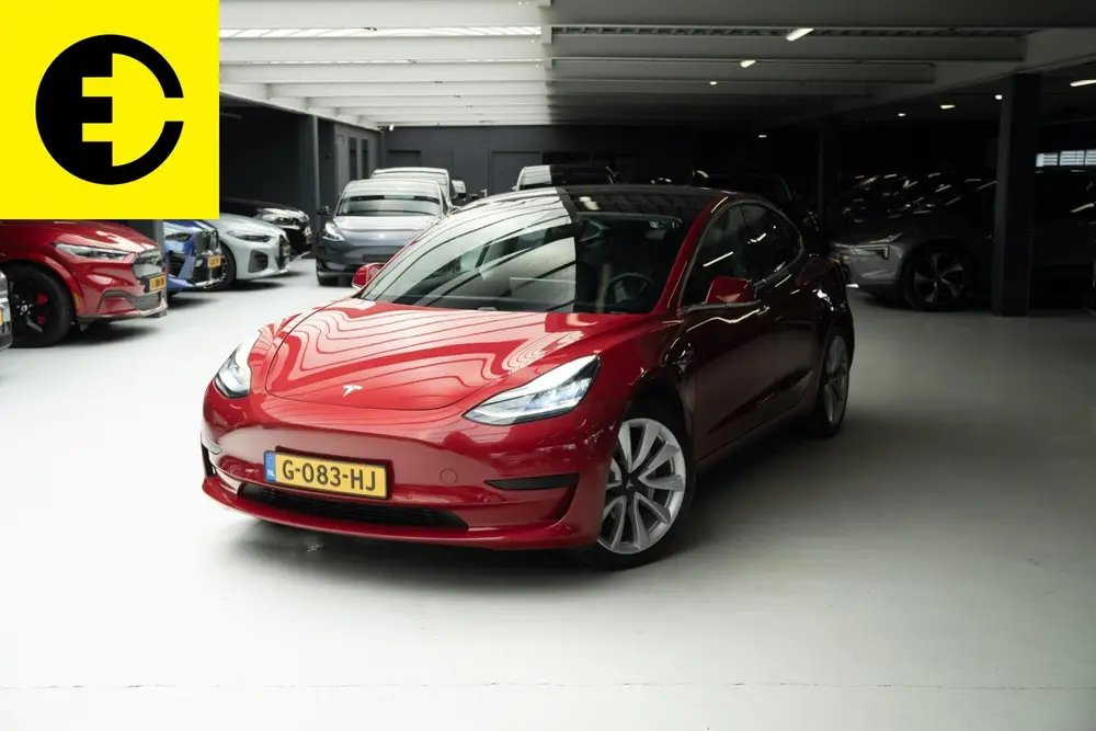 Tesla Model 3 Standard RWD Plus 60 kWh | FSD | LMV | Pano | uit 2019
