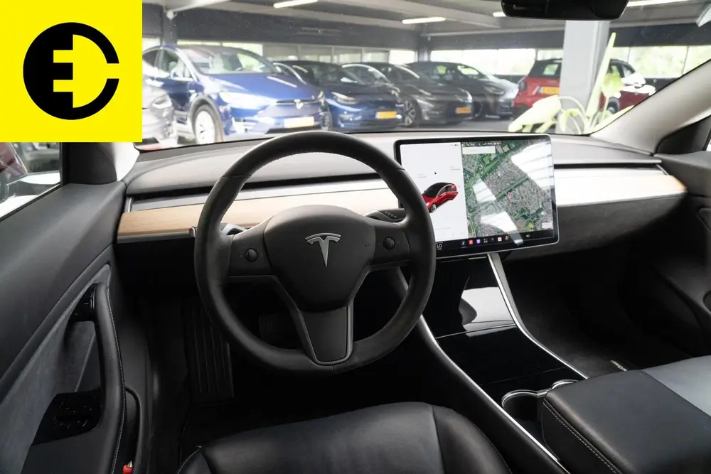 Tesla Model 3 Standard RWD Plus 60 kWh | FSD | LMV | Pano | uit 2019, foto 17
