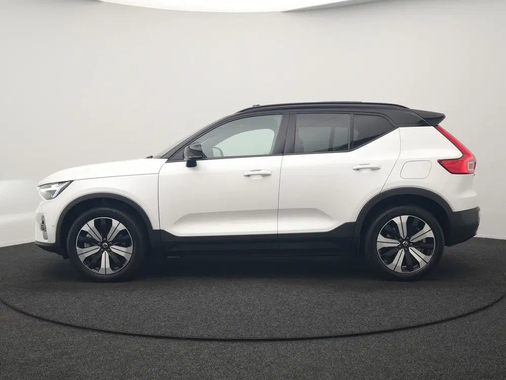 Volvo XC40 Recharge Ultimate 69 kWh 232pk Dealer O.H uit 2023, foto 2
