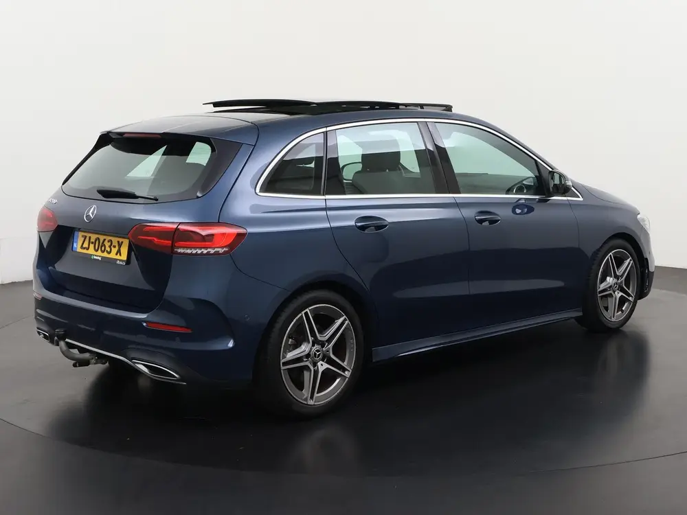 Mercedes-Benz B-Klasse 200 Business Solution AMG uit 2019, foto 5