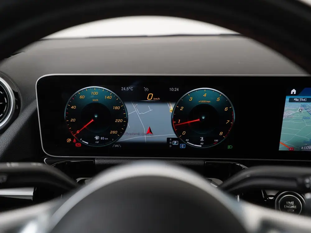 Mercedes-Benz B-Klasse 200 Business Solution AMG uit 2019, foto 9