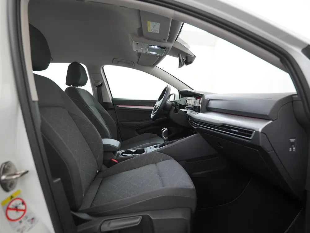 Volkswagen Golf Variant 1.0 TSI Life | Camera | Stuurverwarm uit 2023, foto 3