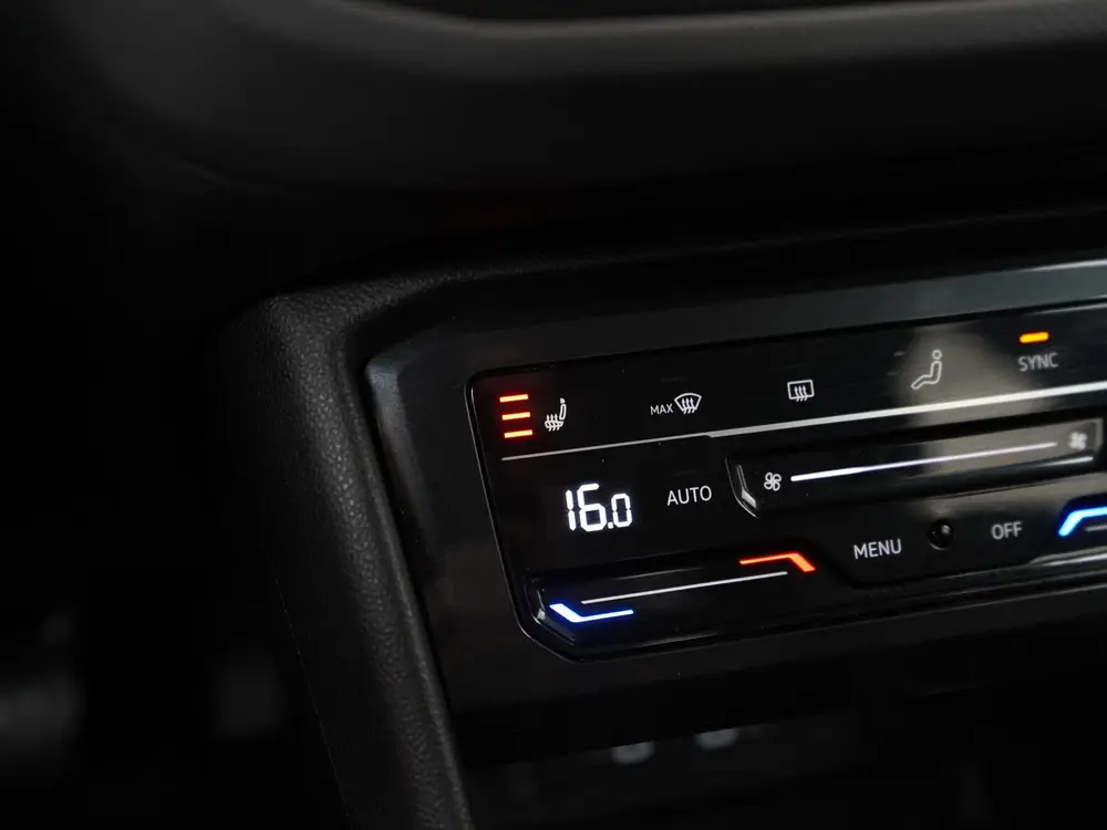 Volkswagen Tiguan 1.4 TSI eHybrid Life | Stoel & Stuurverwar uit 2022, foto 14