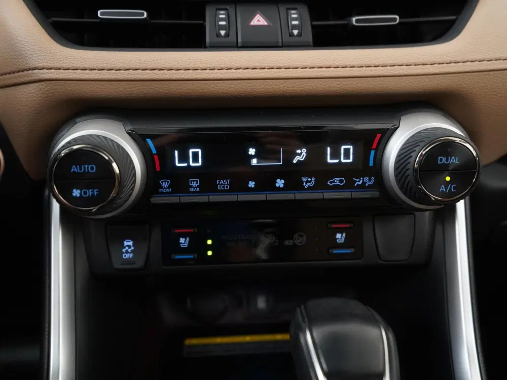 Toyota RAV 4 2.5 Hybrid AWD Style uit 2021, foto 11