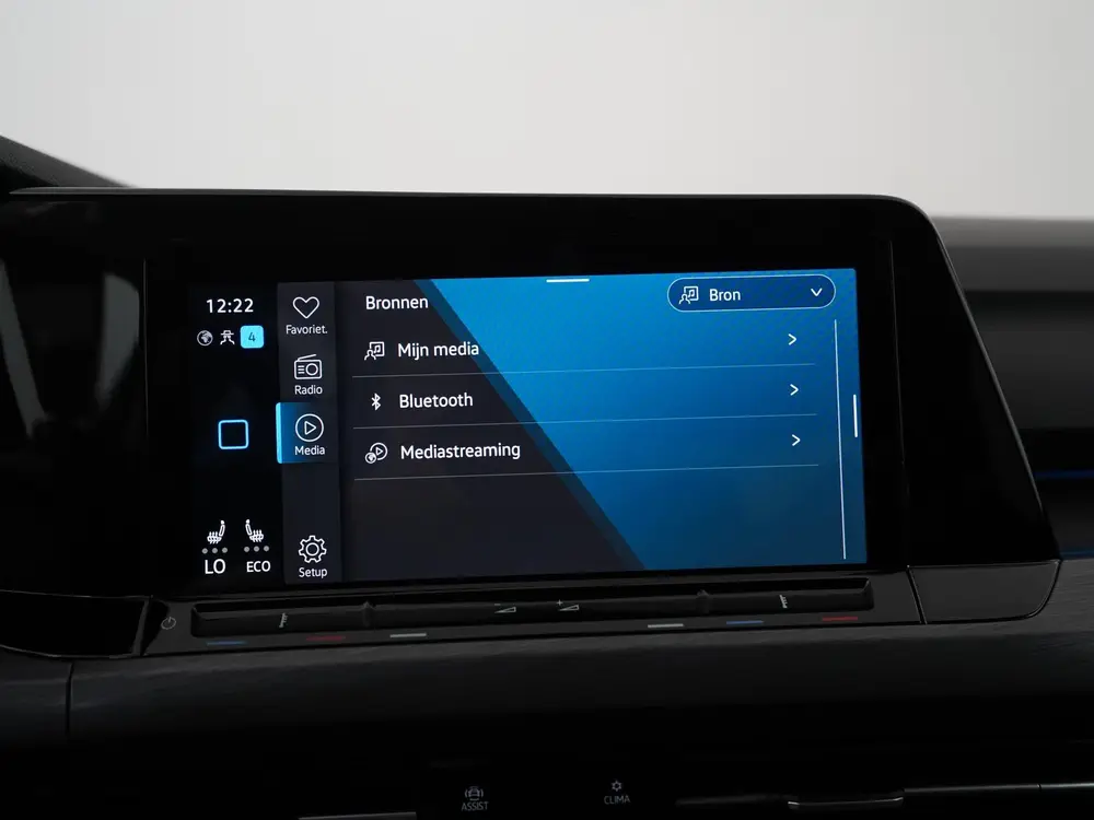 Volkswagen Golf 1.4 eHybrid Style | Camera | Stoel & Stuurve uit 2021, foto 15