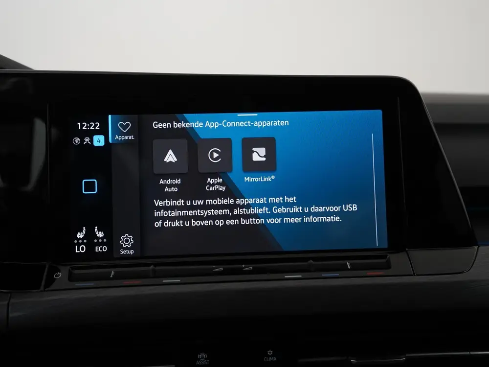 Volkswagen Golf 1.4 eHybrid Style | Camera | Stoel & Stuurve uit 2021, foto 17
