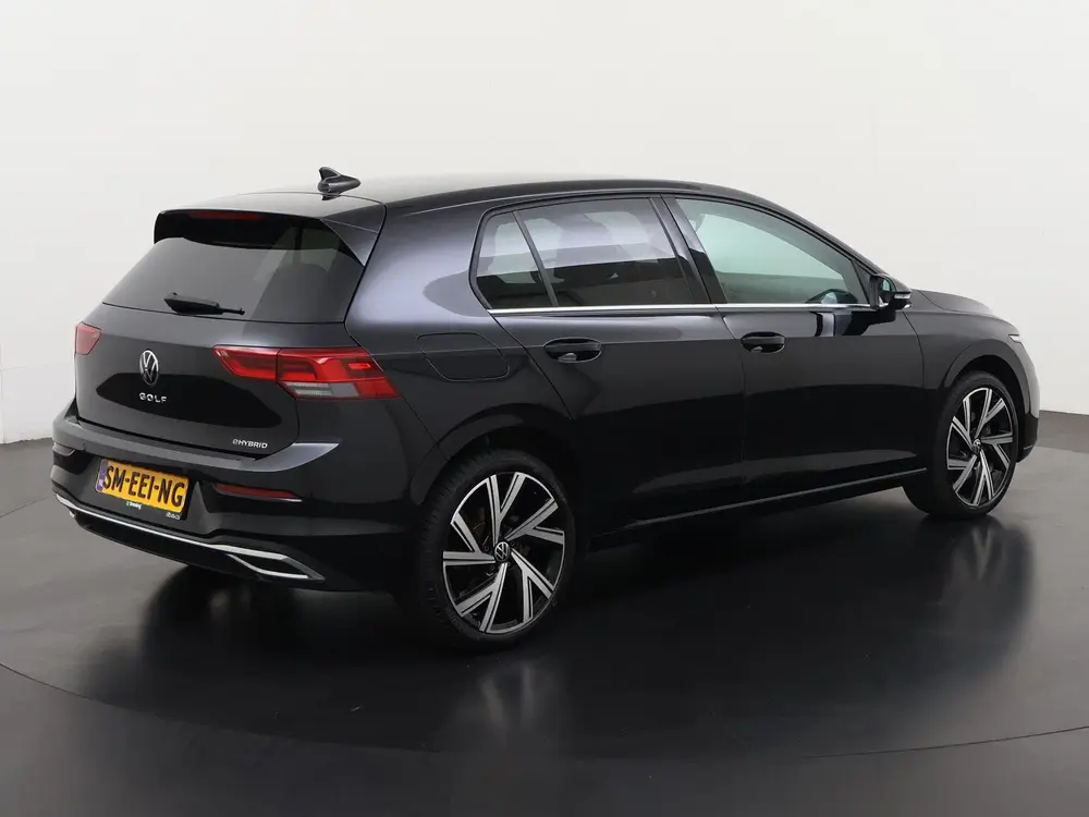 Volkswagen Golf 1.4 eHybrid Style | Camera | Stoel & Stuurve uit 2021, foto 4