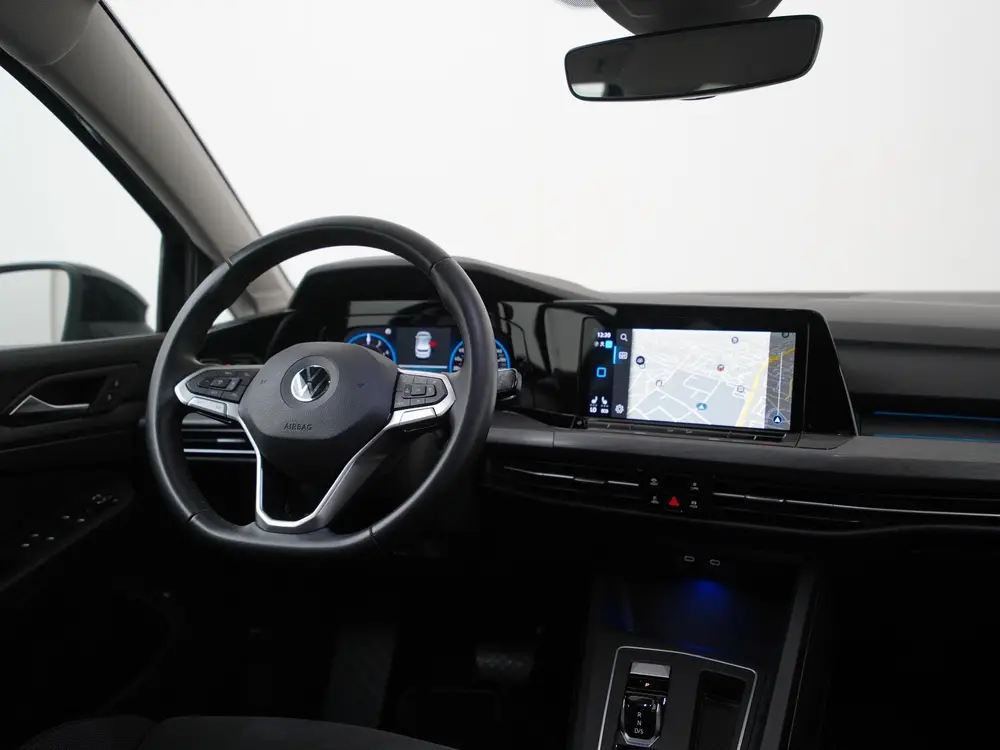 Volkswagen Golf 1.4 eHybrid Style | Camera | Stoel & Stuurve uit 2021, foto 6