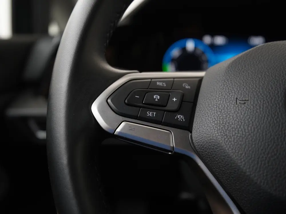 Volkswagen Golf 1.4 eHybrid Style | Camera | Stoel & Stuurve uit 2021, foto 8