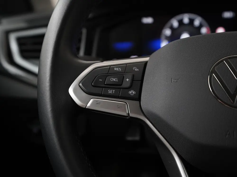 Volkswagen Polo 1.0 TSI Life | Navigatie | Stoelverwarming | uit 2023, foto 7