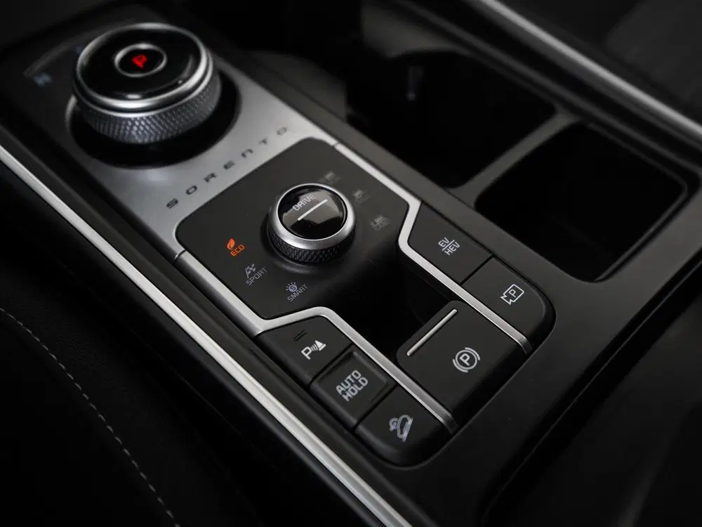 Kia Sorento 1.6 T-GDI Plug-in Hybrid 4WD DynamicLine 7 uit 2023, foto 11