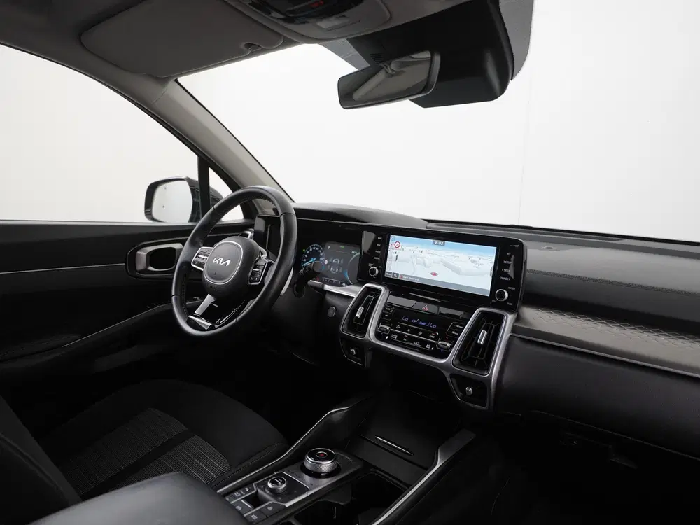 Kia Sorento 1.6 T-GDI Plug-in Hybrid 4WD DynamicLine 7 uit 2023, foto 2