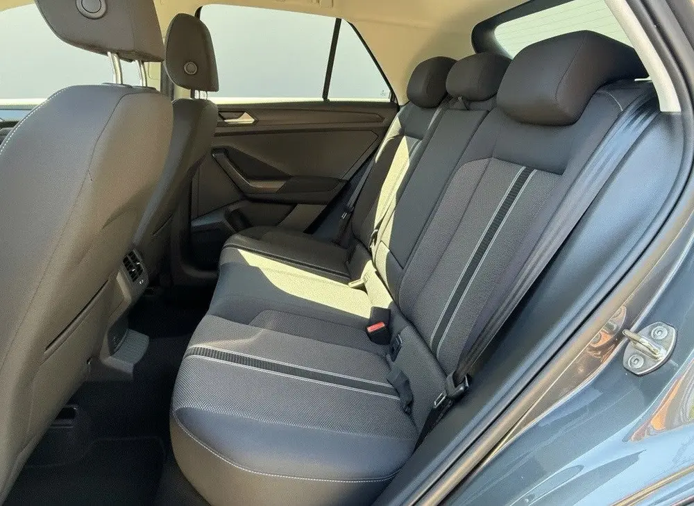Volkswagen T-Roc 1.0 TSI Style Business uit 2019, foto 10