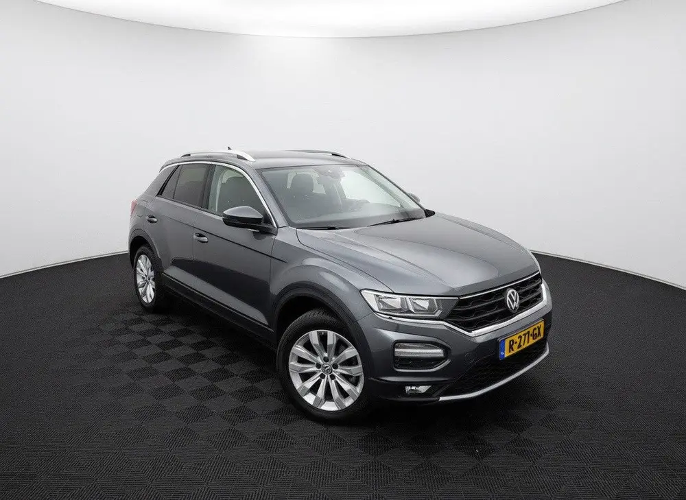 Volkswagen T-Roc 1.0 TSI Style Business uit 2019, foto 2
