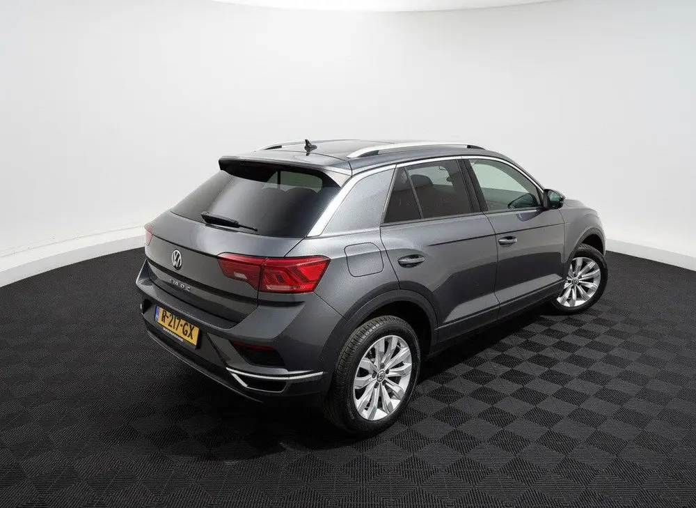 Volkswagen T-Roc 1.0 TSI Style Business uit 2019, foto 3