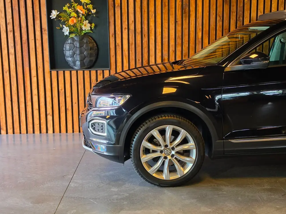 Volkswagen T-Roc 1.5 TSI Sport Business l Led l Pano l Virtu uit 2020, foto 4