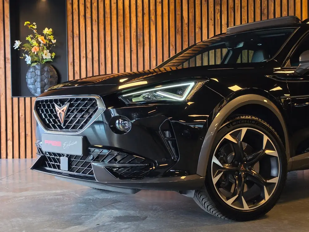 Cupra Formentor 2.0 TSI 4DRIVE l Beats l Trekhaak l Pano l V uit 2021, foto 2