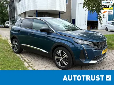 Peugeot 3008 1.2 PureTech Allure uit 2022