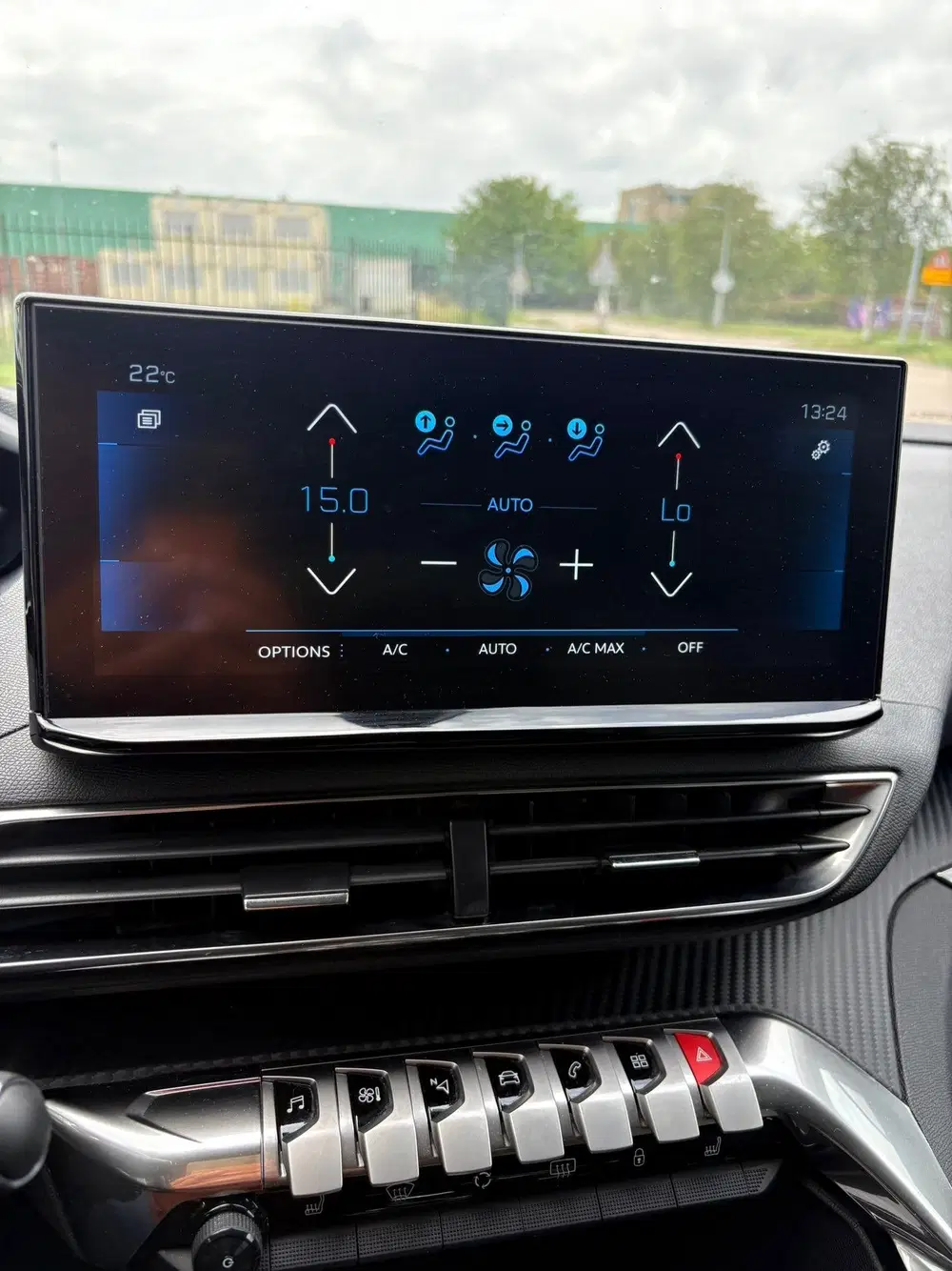 Peugeot 3008 1.2 PureTech Allure uit 2022, foto 12
