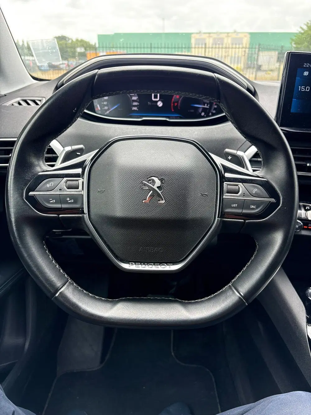 Peugeot 3008 1.2 PureTech Allure uit 2022, foto 19