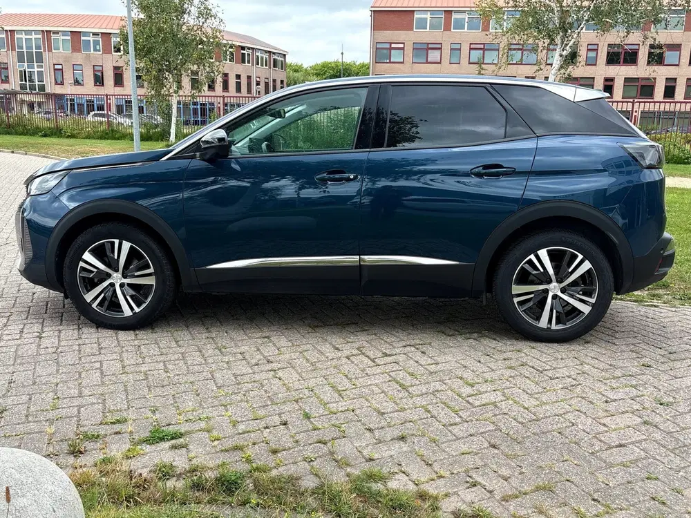 Peugeot 3008 1.2 PureTech Allure uit 2022, foto 8