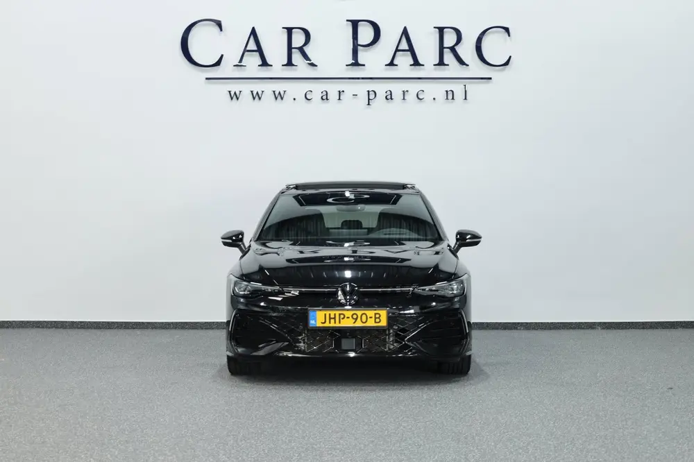 Volkswagen Golf 8.5 1.5 eTSI R-Line Edition IQ/VIRTUAL/SFEER uit 2025, foto 3