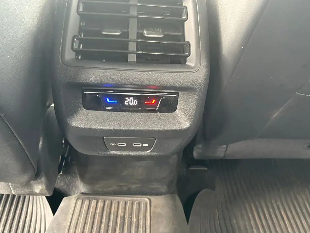 Volkswagen Tiguan 1.5 Ehybrid 272 pk 18500 km bj 2025 Wit uit 2025, foto 13