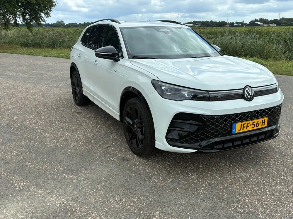 Volkswagen Tiguan 1.5 Ehybrid 272 pk 18500 km bj 2025 Wit uit 2025, foto 6