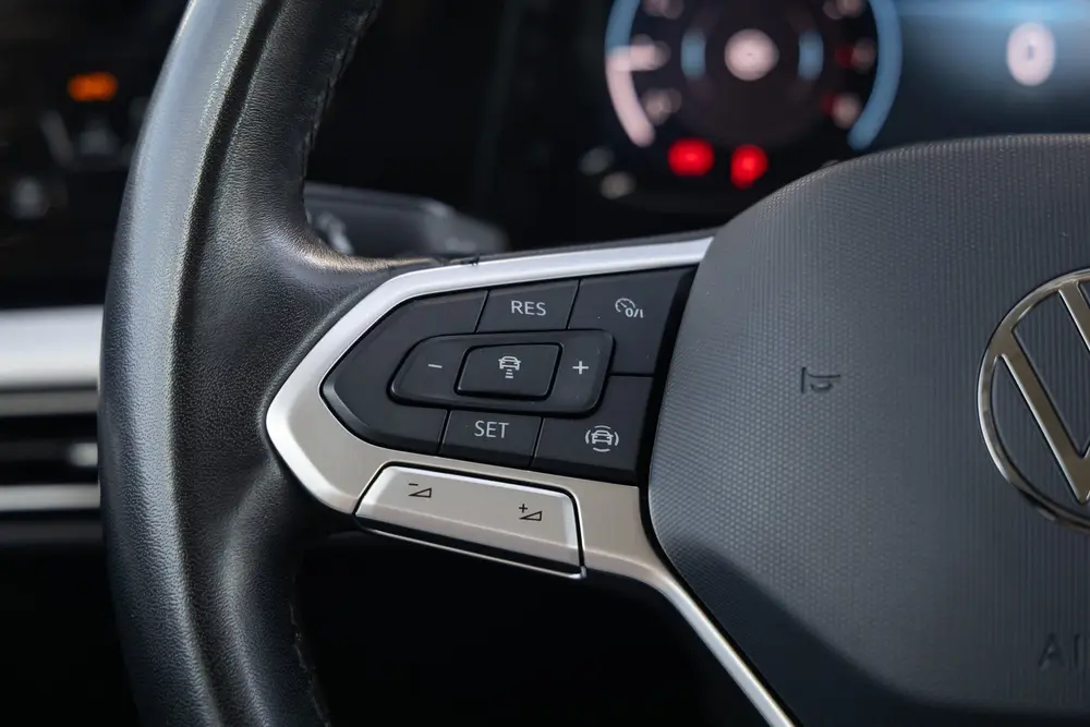 Volkswagen Golf 1.0 eTSI Life Bns Adaptive cruise | PDC | di uit 2023, foto 14