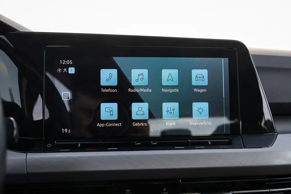 Volkswagen Golf 1.0 eTSI Life Bns Adaptive cruise | PDC | di uit 2023, foto 19