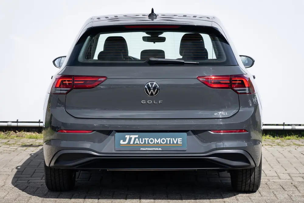 Volkswagen Golf 1.0 eTSI Life Bns Adaptive cruise | PDC | di uit 2023, foto 6