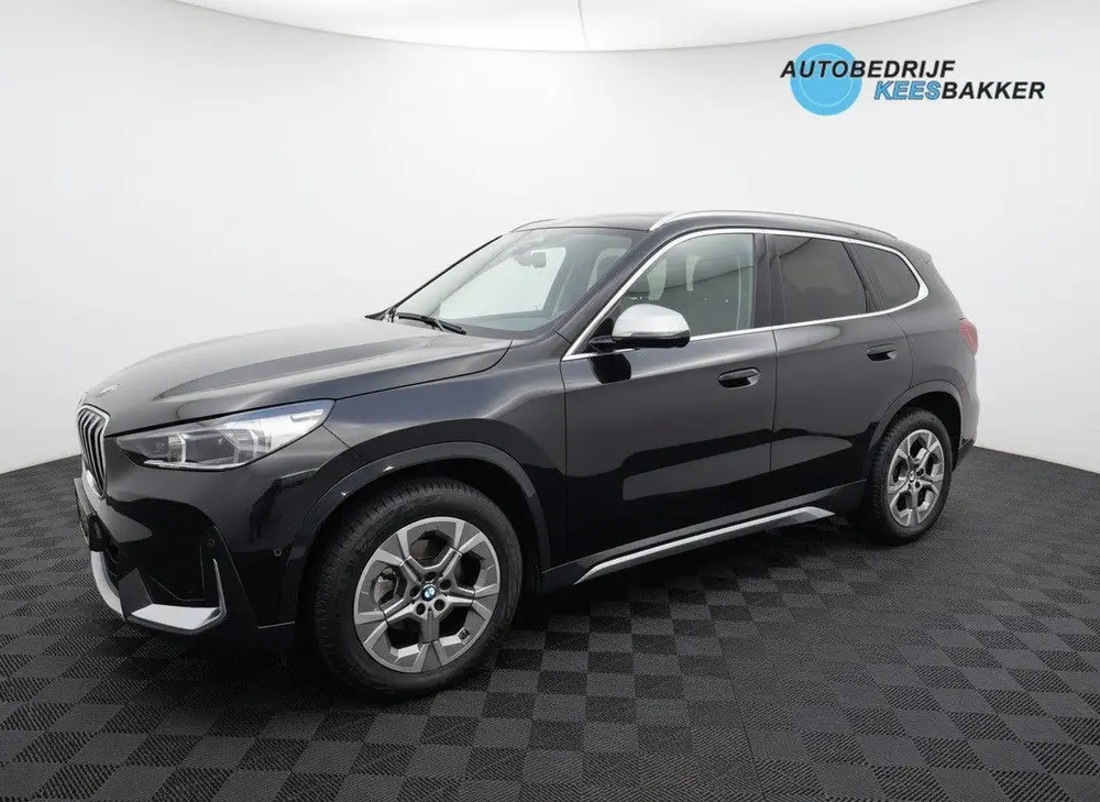 BMW X1 SDrive18i uit 2023, foto 11