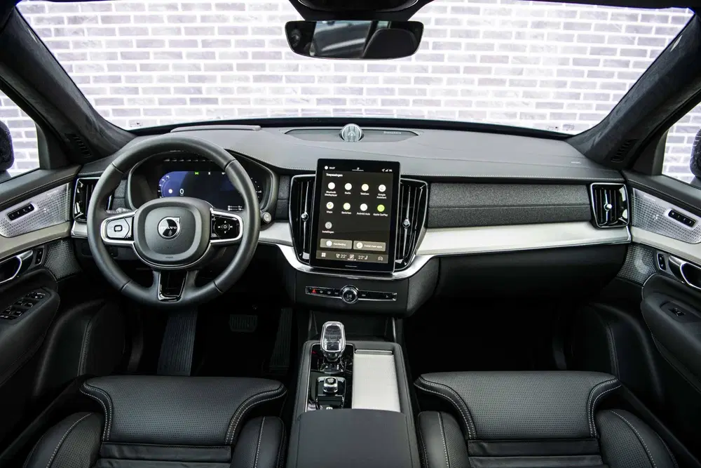 Volvo XC90 2.0 T8 Plug-in hybrid AWD Ultra Black Edit uit 2026, foto 2