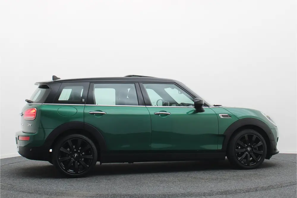Mini Clubman 1.5 Cooper Automaat Knights Bridge Edition uit 2022, foto 8